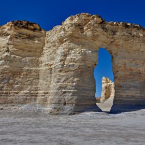 Those who have heard of Kansas know that much of it is famously flat, with some rolling hills and vast grasslands in the eastern and central parts of the state, but they don't often think of rock formations like this                        

More:

 Original public domain image from Library of Congress